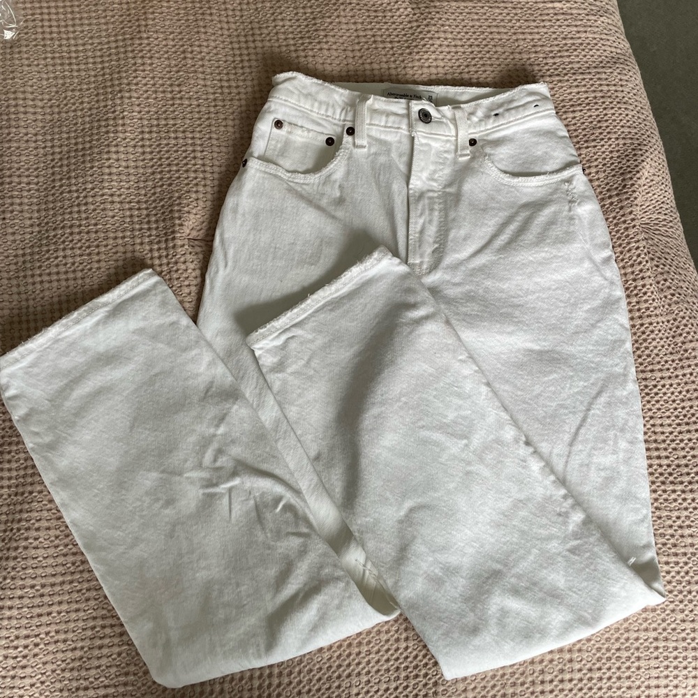 Abercrombie curve love 90s straight ultra high rise